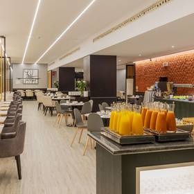 Desayuno Hotel ILUNION Málaga Desayuno Hotel ILUNION Málaga
