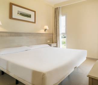 Habitación accesible Aparthotel ILUNION Sancti Petri Cádiz Habitación accesible Aparthotel ILUNION Sancti Petri Cádiz