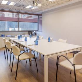Sala de reuniones Hotel ILUNION Barcelona Sala de reuniones Hotel ILUNION Barcelona