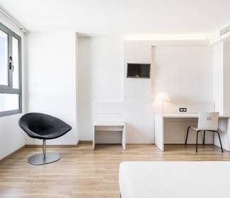 Habitación accesible Hotel ILUNION Valencia 3 Habitación accesible Hotel ILUNION Valencia 3