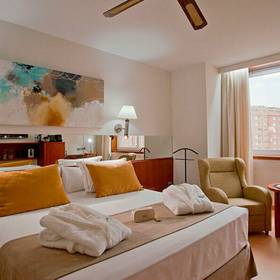 Habitación Hotel ILUNION Les Corts – Spa Barcelona Habitación Hotel ILUNION Les Corts – Spa Barcelona