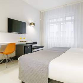 Habitación adaptada Hotel ILUNION Bilbao Habitación adaptada Hotel ILUNION Bilbao