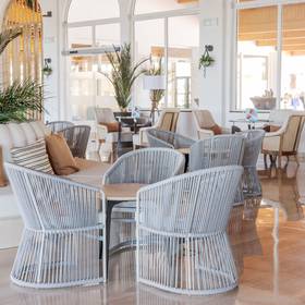 Recepción Aparthotel ILUNION Sancti Petri Cádiz Recepción Aparthotel ILUNION Sancti Petri Cádiz