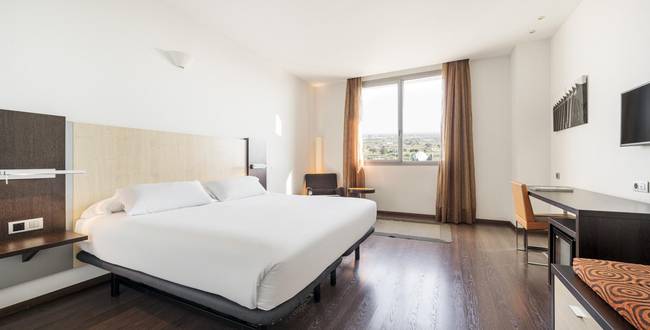 Habitación doble hotel ilunion aqua 4 valencia Habitación doble hotel ilunion aqua 4 valencia