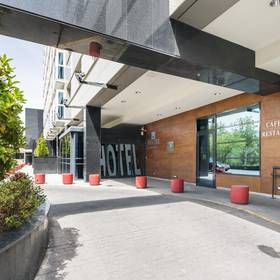 Entrada ilunion pio xii Hotel ILUNION Pío XII Madrid Entrada ilunion pio xii Hotel ILUNION Pío XII Madrid