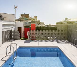 Piscina Hotel ILUNION Auditori Barcelona Piscina Hotel ILUNION Auditori Barcelona
