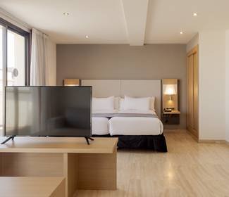 Habitación junior suite Hotel ILUNION Almirante Barcelona Habitación junior suite Hotel ILUNION Almirante Barcelona