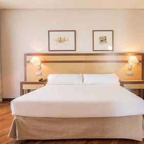 Habitación con salón ilunion alcalÁ norte hotel ilunion alcalá norte madrid Habitación con salón ilunion alcalÁ norte hotel ilunion alcalá norte madrid