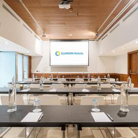 SALÓN ILUNION MÁLAGA SALÓN ILUNION MÁLAGA