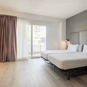 Habitación Hotel ILUNION Romareda Zaragoza Habitación Hotel ILUNION Romareda Zaragoza