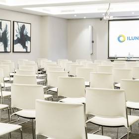 Sala de reuniones Hotel ILUNION Bilbao Sala de reuniones Hotel ILUNION Bilbao