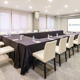 Sala de reuniones Hotel ILUNION Bilbao Sala de reuniones Hotel ILUNION Bilbao