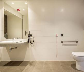 Doble adaptada Hotel ILUNION San Mamés Bilbao