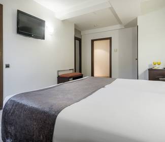 Habitación doble estándar Hotel ILUNION Almirante Barcelona Habitación doble estándar Hotel ILUNION Almirante Barcelona