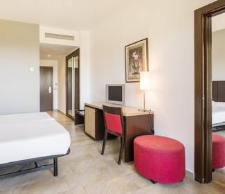 Habitación doble comunicada hotel ilunion calas de conil conil de la frontera Habitación doble comunicada hotel ilunion calas de conil conil de la frontera