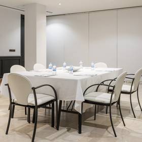 Salon bel art Hotel ILUNION Bel Art Barcelona Salon bel art Hotel ILUNION Bel Art Barcelona