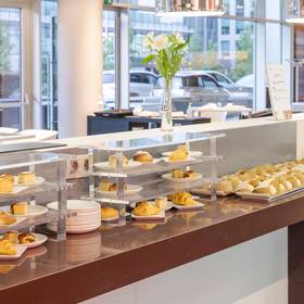 Restaurante hotel ilunion suites madrid Restaurante hotel ilunion suites madrid