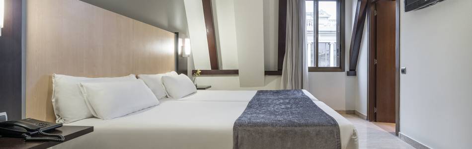Doble estandar Hotel ILUNION Almirante Barcelona Doble estandar Hotel ILUNION Almirante Barcelona