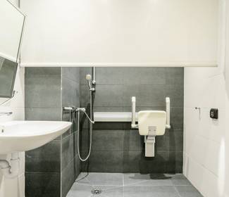 Habitación accesible Hotel ILUNION Bilbao Habitación accesible Hotel ILUNION Bilbao
