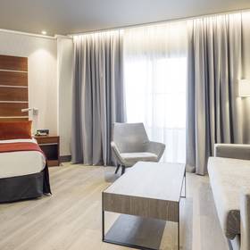Habitación Hotel ILUNION Alcora Sevilla Habitación Hotel ILUNION Alcora Sevilla