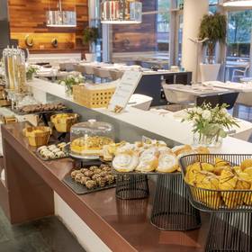 Desayuno Hotel ILUNION Atrium Madrid Desayuno Hotel ILUNION Atrium Madrid