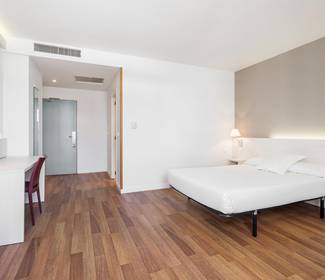 Habitación superior Hotel ILUNION Valencia 3 Habitación superior Hotel ILUNION Valencia 3