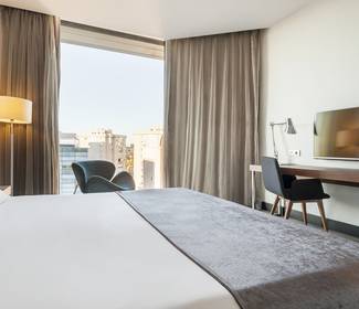 Habitación doble estándar Hotel ILUNION Atrium Madrid Habitación doble estándar Hotel ILUNION Atrium Madrid