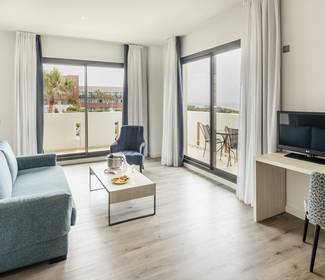 Habitación junior suite Hotel ILUNION Calas de Conil Conil de la Frontera Habitación junior suite Hotel ILUNION Calas de Conil Conil de la Frontera