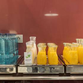 Desayuno hotel ilunion atrium madrid Desayuno hotel ilunion atrium madrid