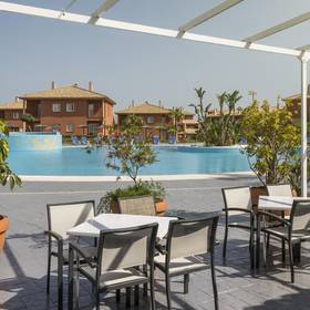 Piscina Aparthotel ILUNION Sancti Petri Cádiz Piscina Aparthotel ILUNION Sancti Petri Cádiz
