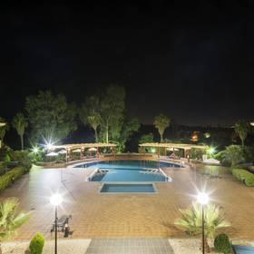 Piscina ilunion golf badajoz Hotel ILUNION Golf Badajoz Piscina ilunion golf badajoz Hotel ILUNION Golf Badajoz