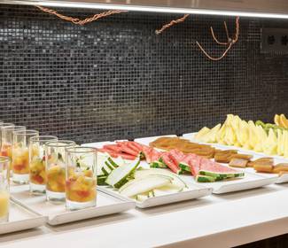 Desayuno-buffet Hotel ILUNION Pío XII Madrid Desayuno-buffet Hotel ILUNION Pío XII Madrid