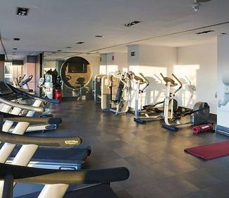 Gimnasio propio Hotel ILUNION Atrium Madrid Gimnasio propio Hotel ILUNION Atrium Madrid