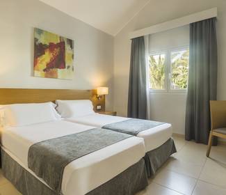 Apartamento 1 dormitorio jardín Hotel ILUNION Costa Sal Lanzarote Puerto del Carmen Apartamento 1 dormitorio jardín Hotel ILUNION Costa Sal Lanzarote Puerto del Carmen