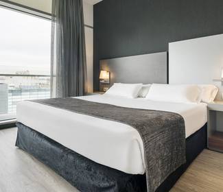Habitación superior Hotel ILUNION Atrium Madrid Habitación superior Hotel ILUNION Atrium Madrid