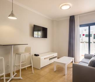 Estudio Hotel ILUNION Costa Sal Lanzarote Puerto del Carmen Estudio Hotel ILUNION Costa Sal Lanzarote Puerto del Carmen