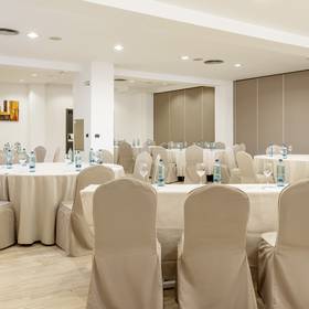 Sala de reuniones Hotel ILUNION Islantilla Huelva Sala de reuniones Hotel ILUNION Islantilla Huelva