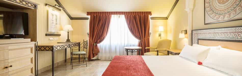 Habitación doble ilunion mérida pala Hotel ILUNION Mérida Palace Habitación doble ilunion mérida pala Hotel ILUNION Mérida Palace