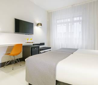 Habitación accesible Hotel ILUNION Bilbao Habitación accesible Hotel ILUNION Bilbao