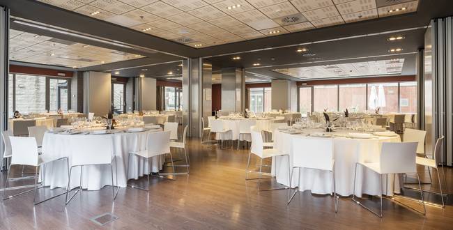 Sala de reuniones hotel ilunion barcelona Sala de reuniones hotel ilunion barcelona