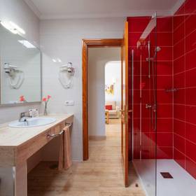Baño Hotel ILUNION Costa Sal Lanzarote Puerto del Carmen Baño Hotel ILUNION Costa Sal Lanzarote Puerto del Carmen