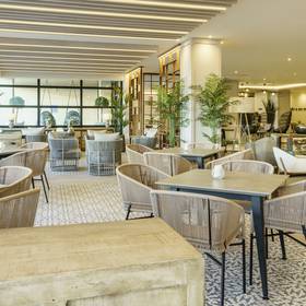 Bar Hotel ILUNION Fuengirola Bar Hotel ILUNION Fuengirola