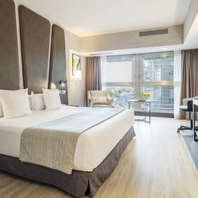Habitación hotel ilunion málaga Habitación hotel ilunion málaga