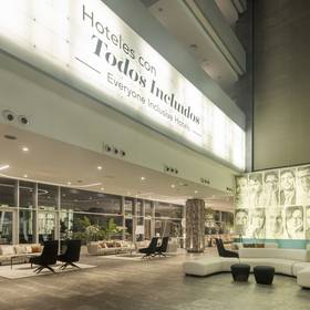 Recepción ilunion atrium Hotel ILUNION Atrium Madrid Recepción ilunion atrium Hotel ILUNION Atrium Madrid