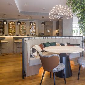 Bar Hotel ILUNION San Sebastián Bar Hotel ILUNION San Sebastián