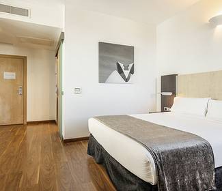 Habitación accesible Hotel ILUNION Aqua 4 Valencia Habitación accesible Hotel ILUNION Aqua 4 Valencia