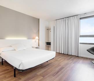Habitación superior Hotel ILUNION Valencia 3 Habitación superior Hotel ILUNION Valencia 3