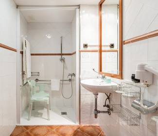Habitación Accesible Habitación Accesible