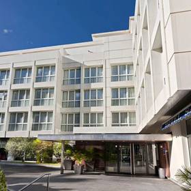 Fachada Hotel ILUNION San Sebastián Fachada Hotel ILUNION San Sebastián