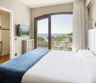 Habitación doble vistas mar Hotel Ilunion Caleta Park S'Agaró